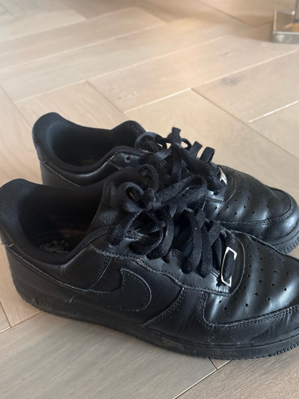 Nike Kids Black Low-Top Lace-Up Sneakers
